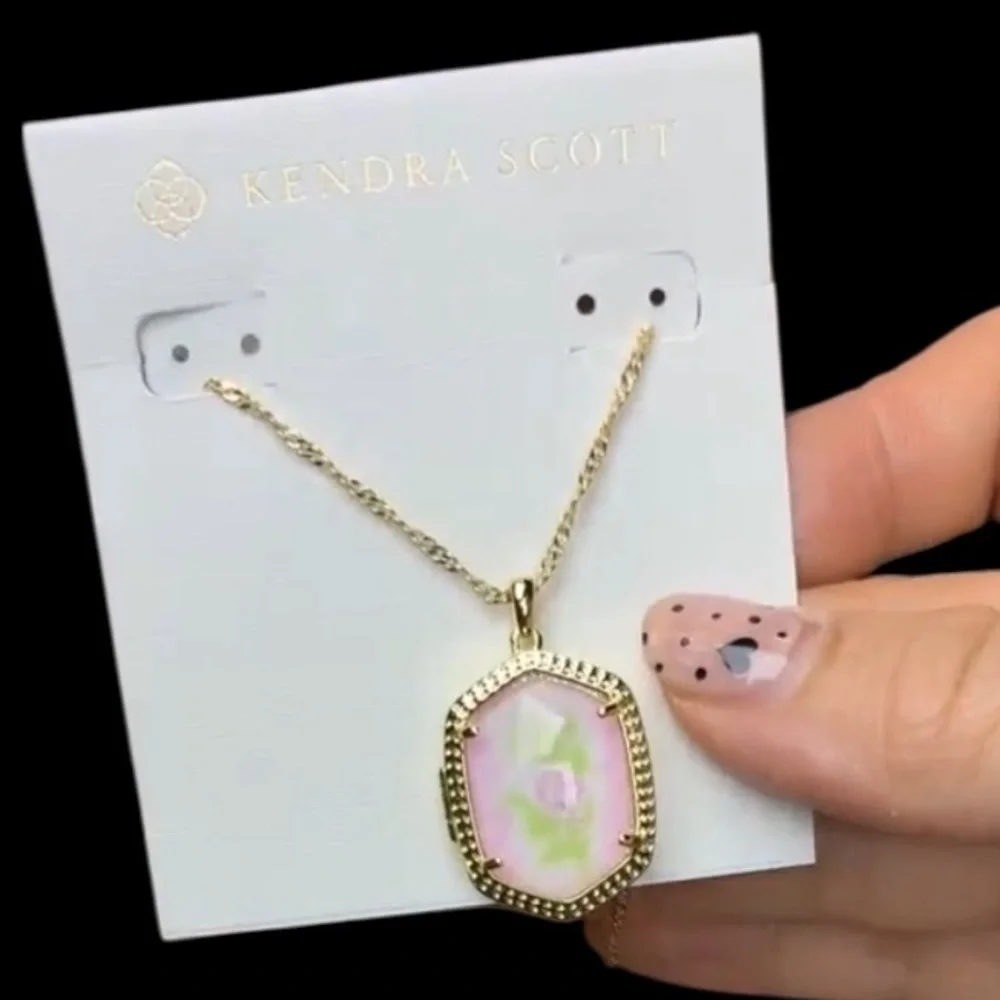 Kendra Scott x LoveShackFancy Daphne Gold Locket Necklace - Picture 14 of 16